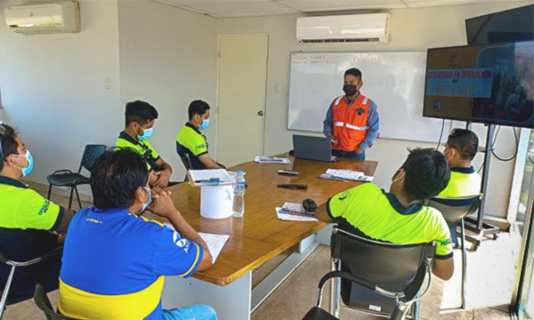 capacitacion y c ertificacion de operador de Apilador Electrico